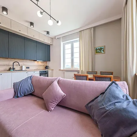 Comfort * Γκντίνια